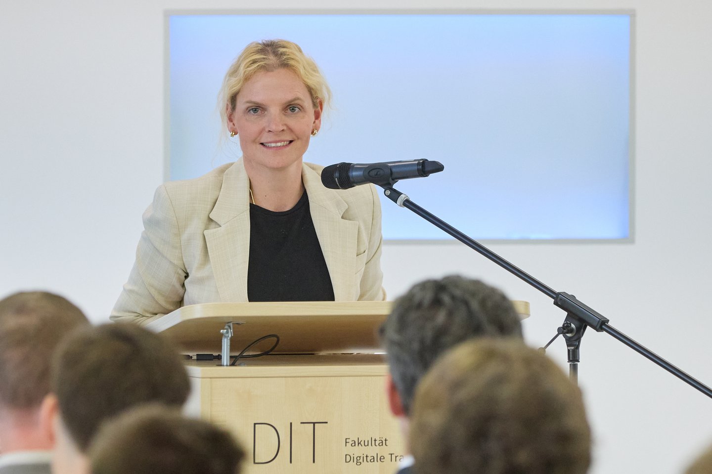 Prof.in Ina Fichtner Grußwort der Alumni-Beauftragten