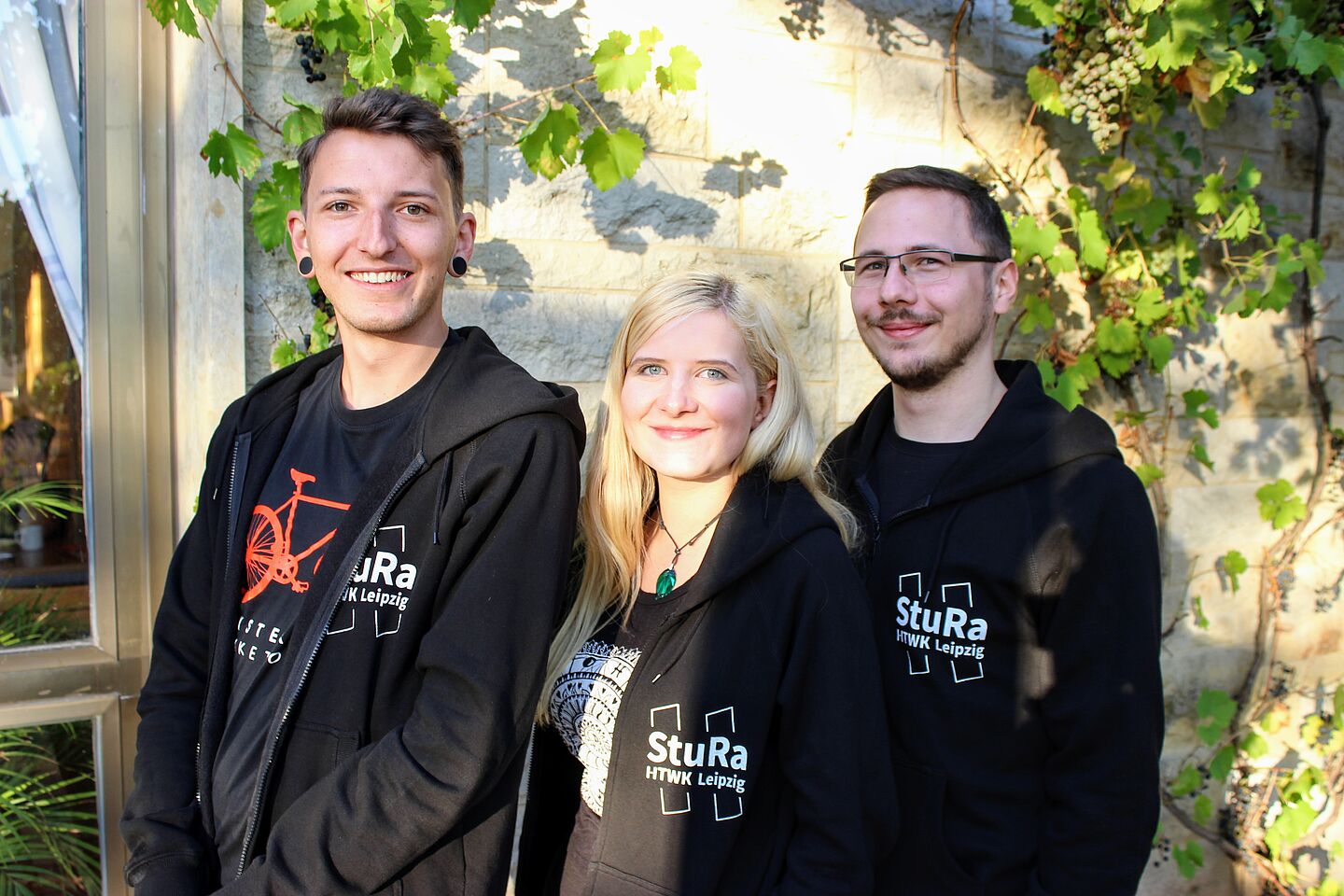 Unser aktuelles Sprecher*innen-Team: Nico, Bine und Toni